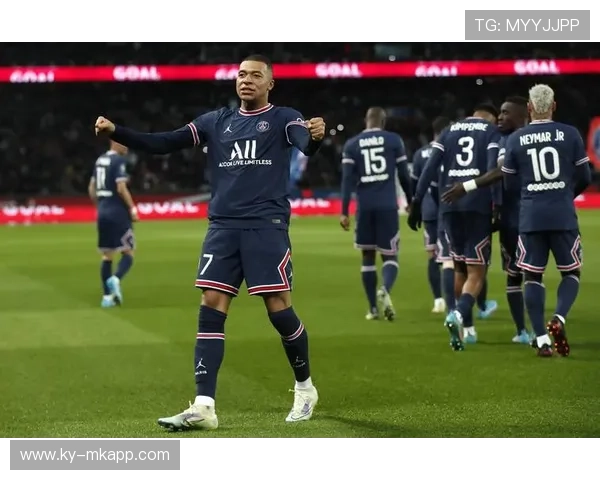 姆巴佩为巴黎圣日耳曼立下赫赫战功，3-0战胜马赛